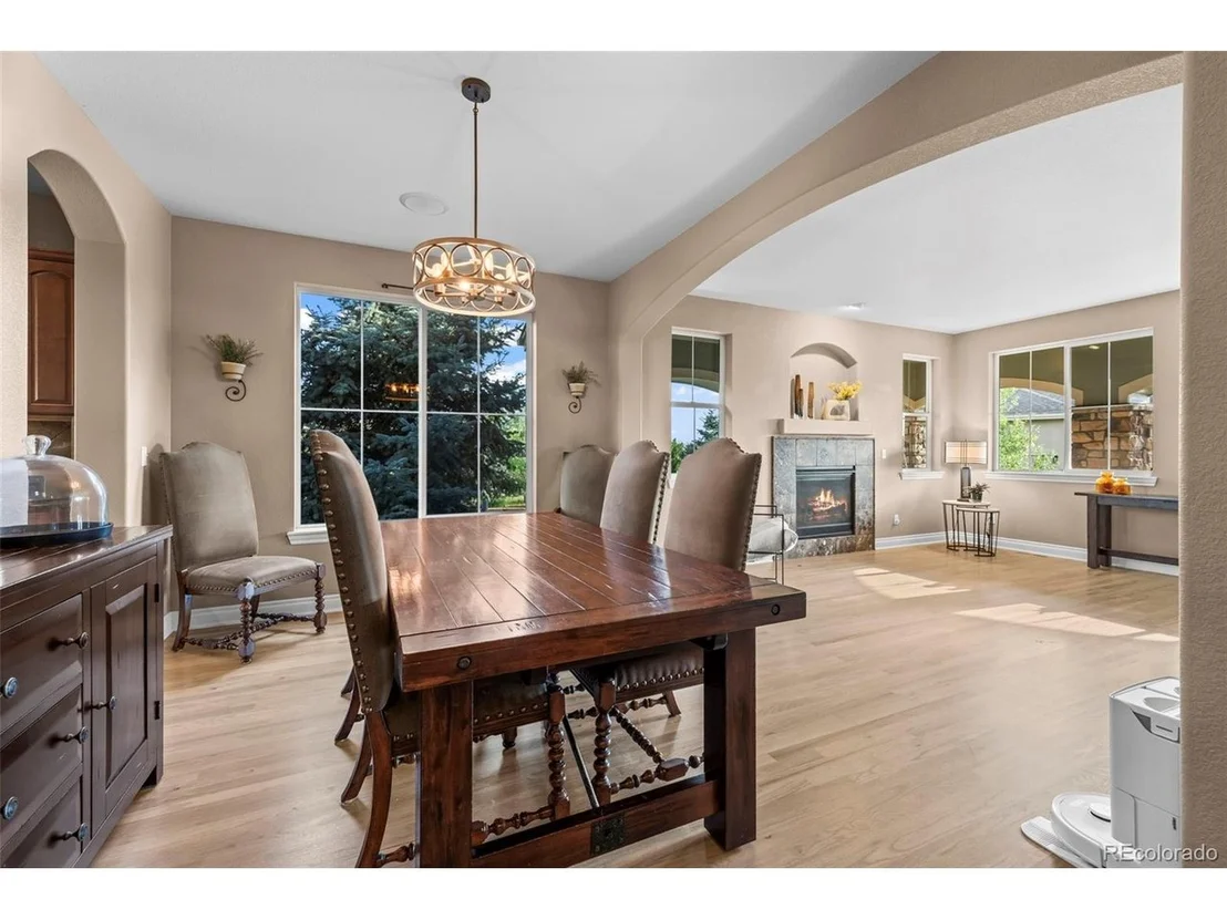 Photo of 5565 Southwind Cir