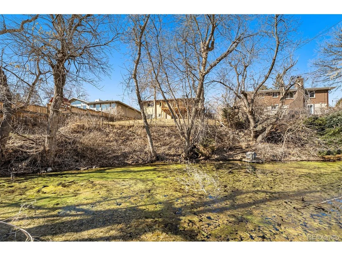 Photo of 217 Iowa Dr