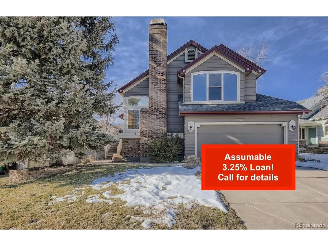 Photo of 9865 Iris St