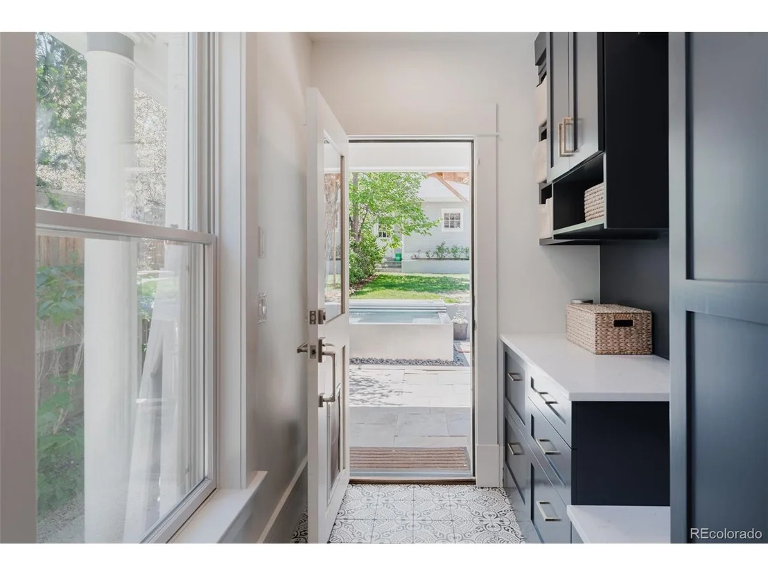 Photo of 504 Marine St