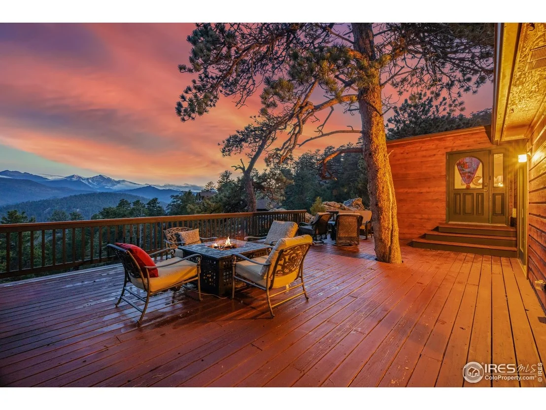 Photo of 578 Alpine Dr