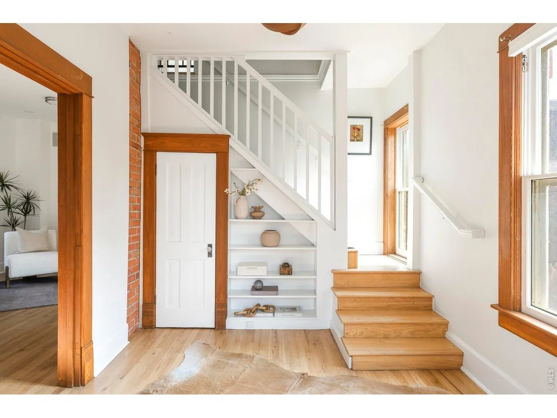 Photo of 805 Dewey Ave