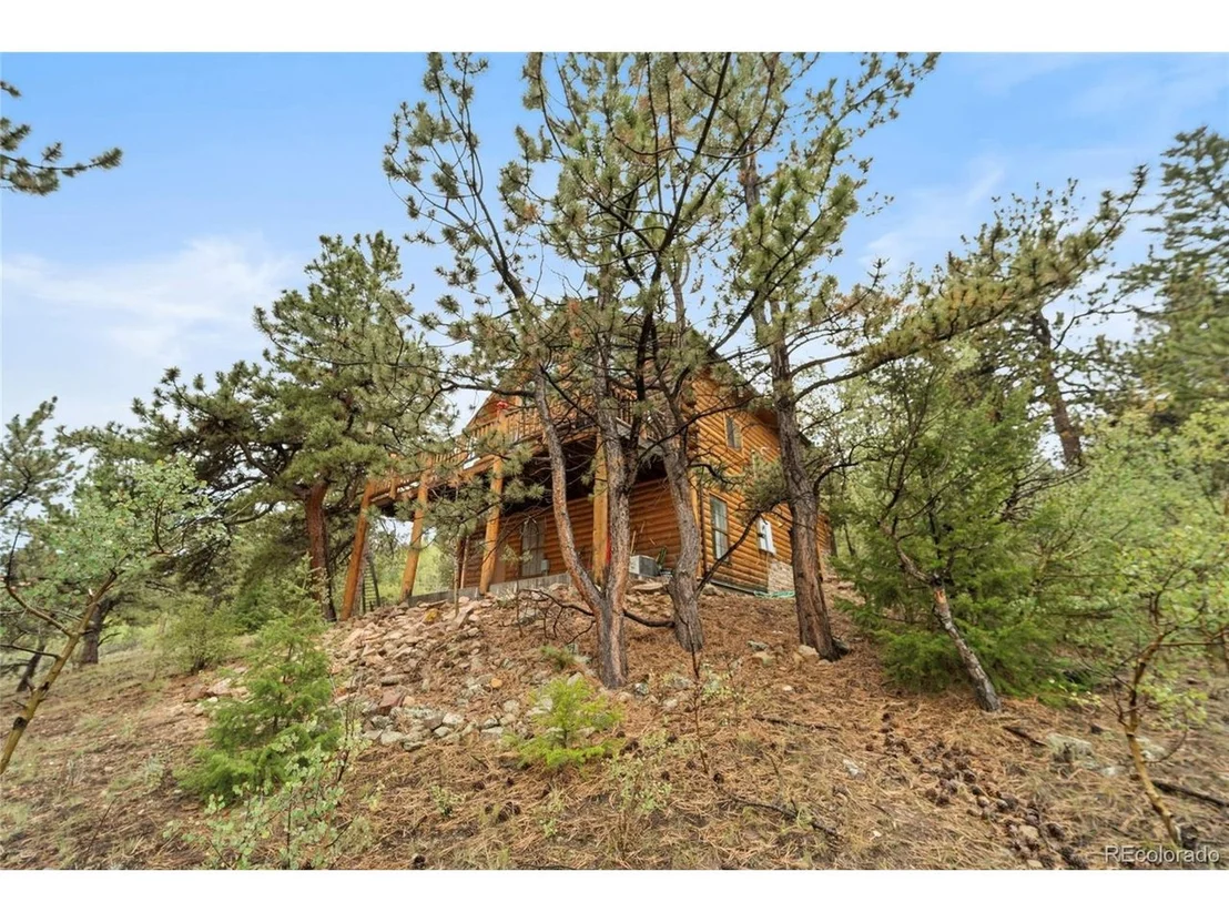 Photo of 2578 Redhill Rd