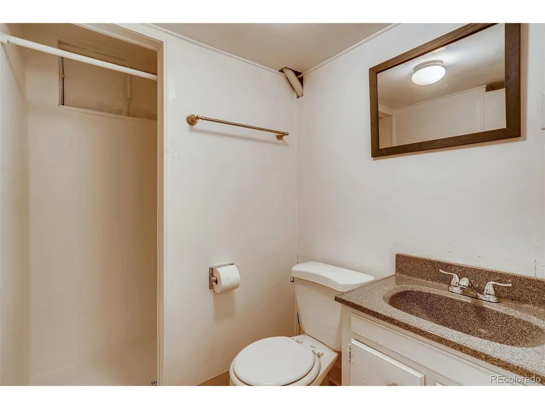 Photo of 6167 Flower St