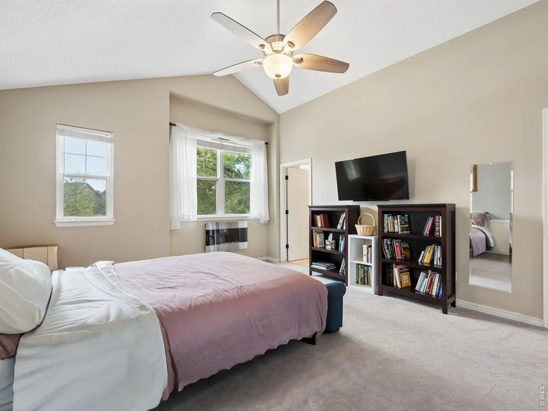 Photo of 9857 Grove Cir