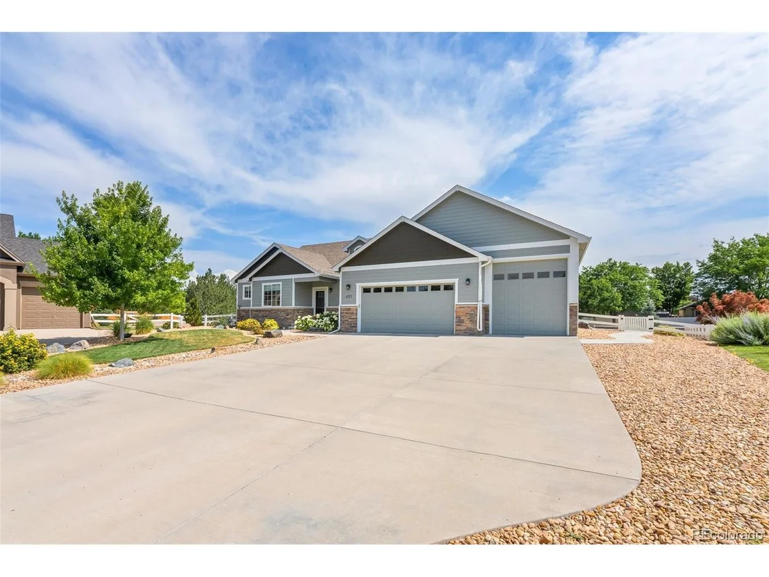Photo of 401 Cascade Ct