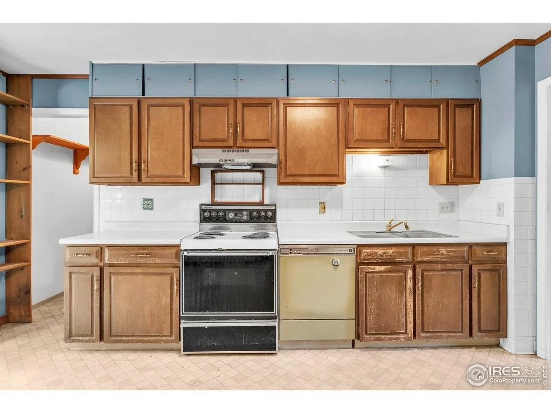 Photo of 1380 Ithaca Dr