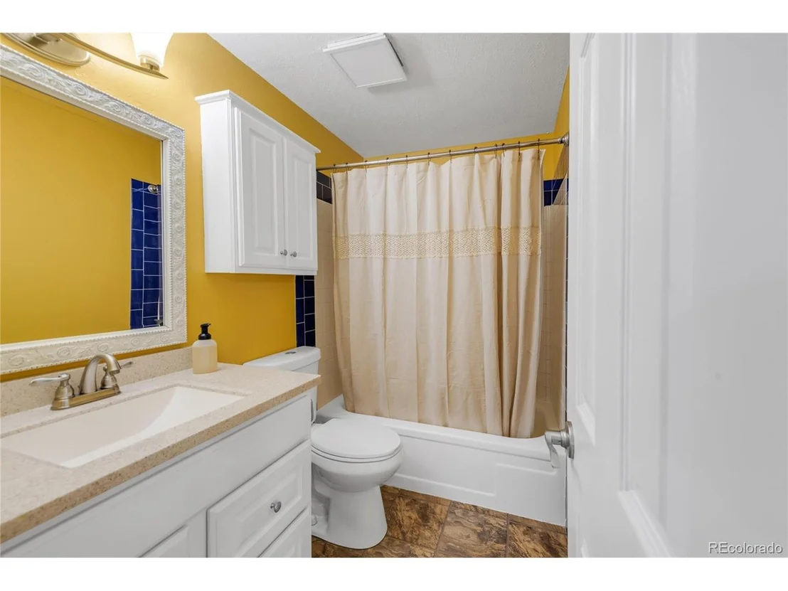 Photo of 457 Verdant Cir