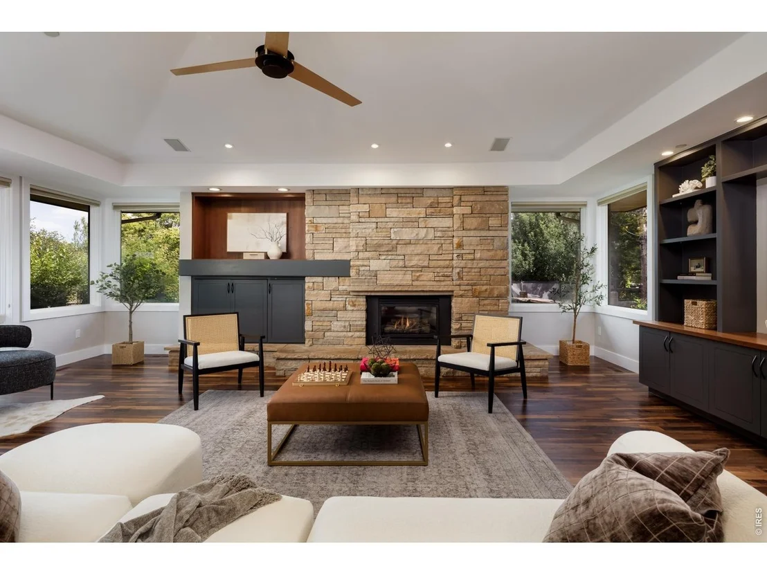Photo of 7271 Longview Dr