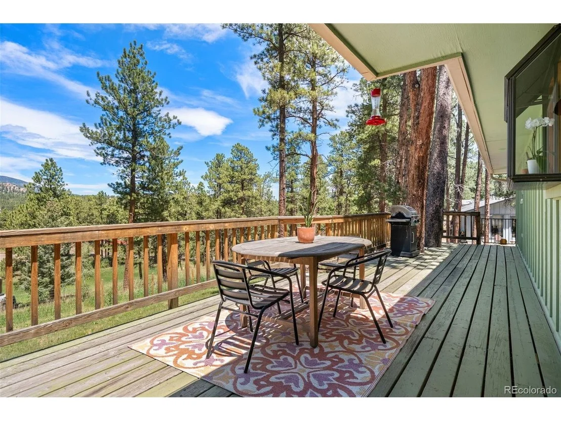 Photo of 5597 Lee Dr