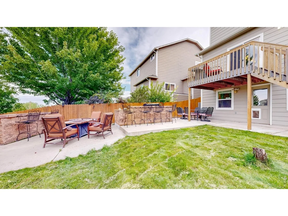 Photo of 7586 Triangle Dr