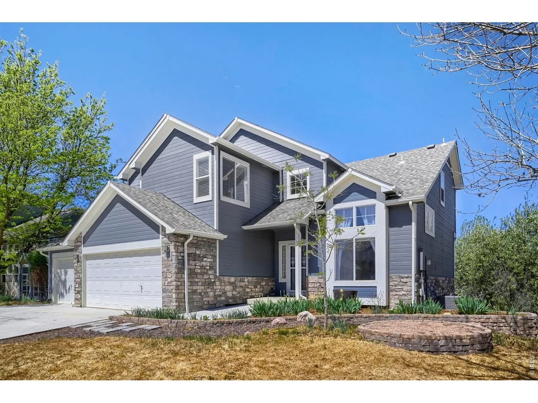 Photo of 3965 Hawthorne Cir