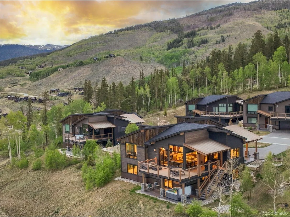 Photo of 27 Fly Caster Ln