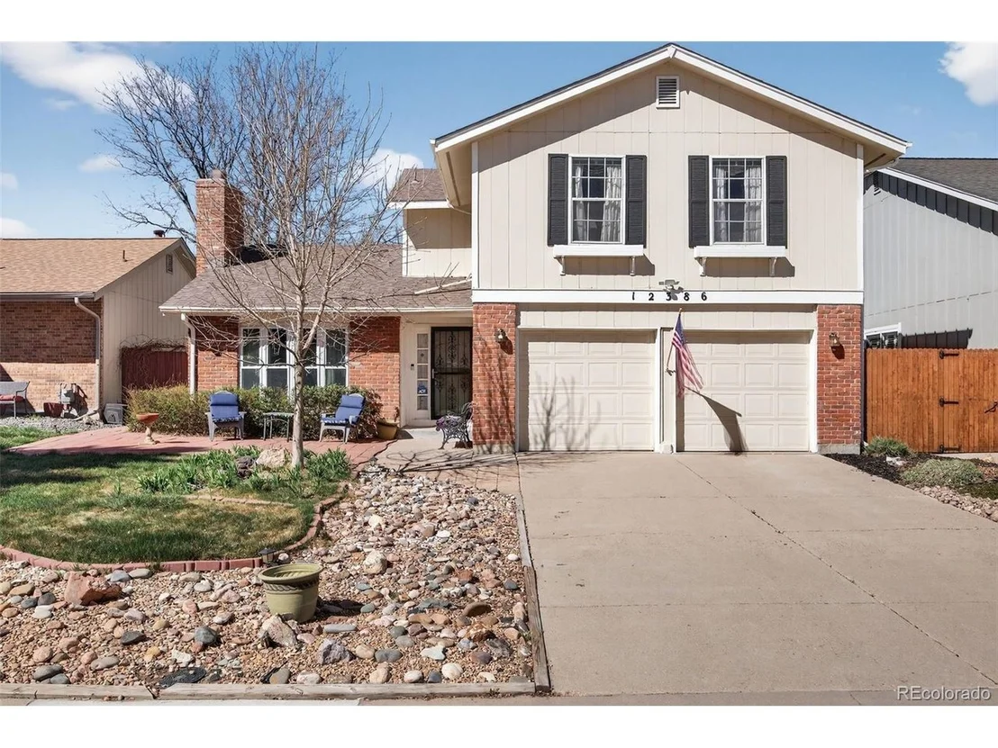 Photo of 12386 E Bates Cir