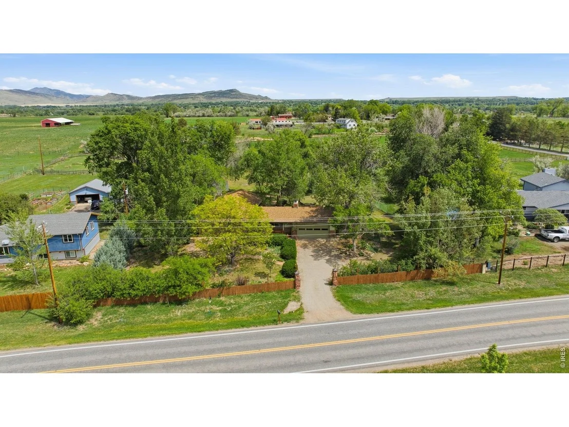Photo of 6541 Saint Vrain Rd