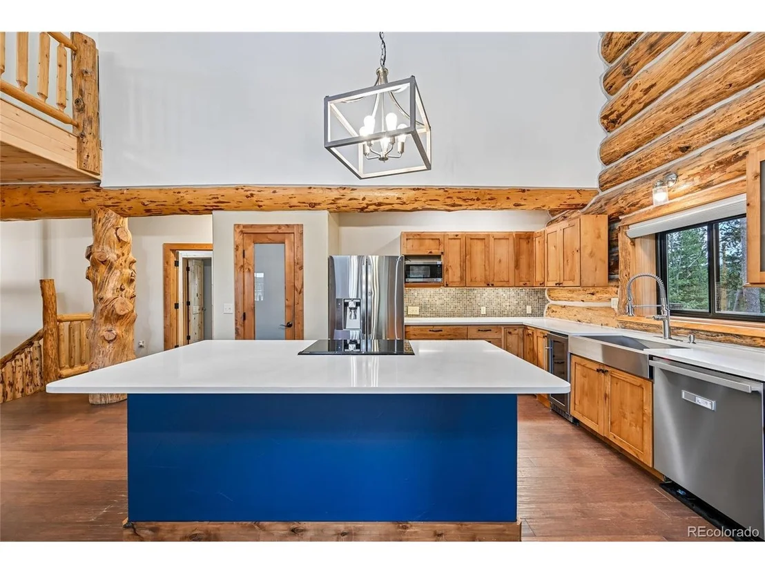 Photo of 4150 Aztec Rd