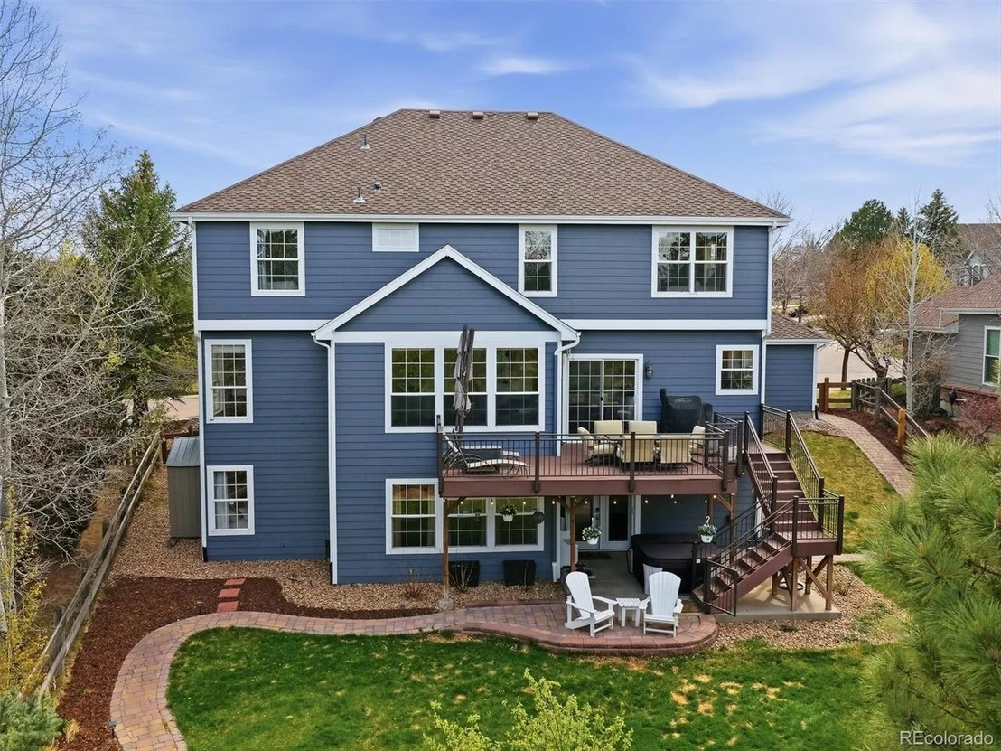 Photo of 379 Shoreham Cir