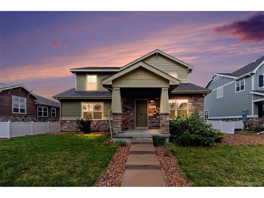 Photo of 2304 Winding Dr