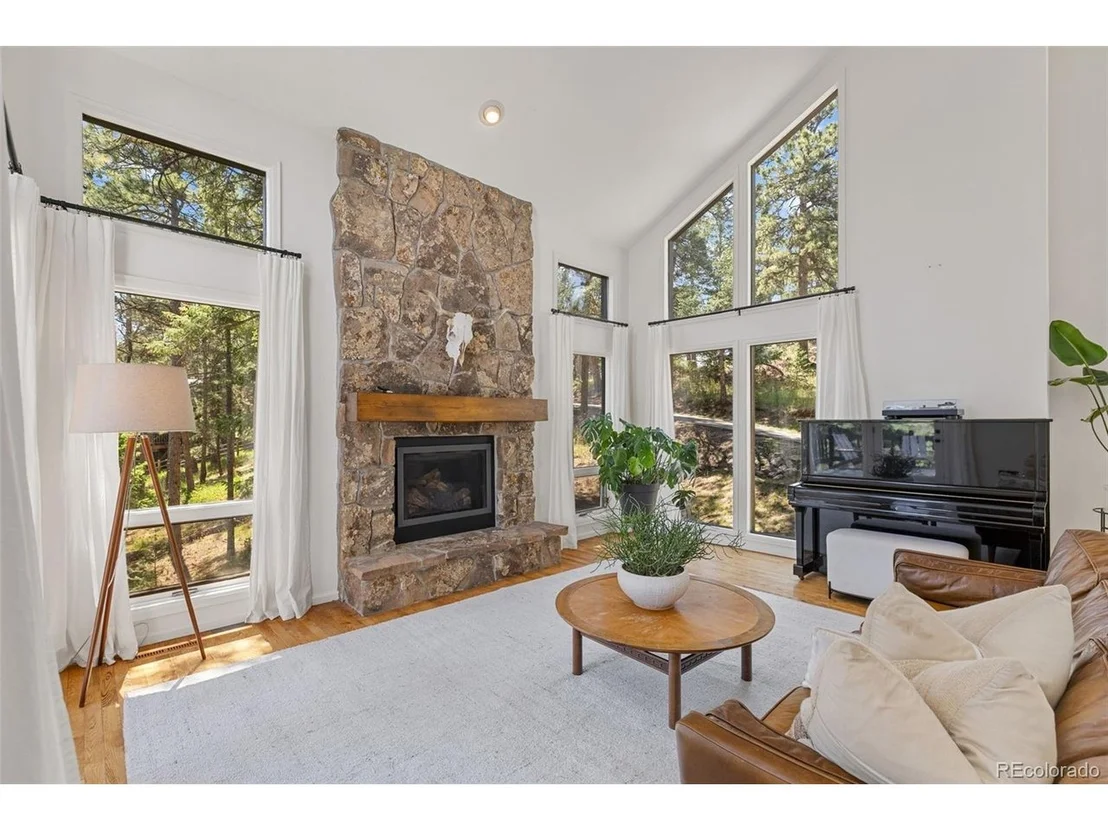 Photo of 6159 S Skyline Dr