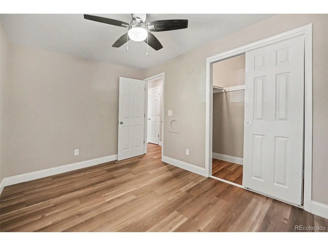 Photo of 400 Leo Ln