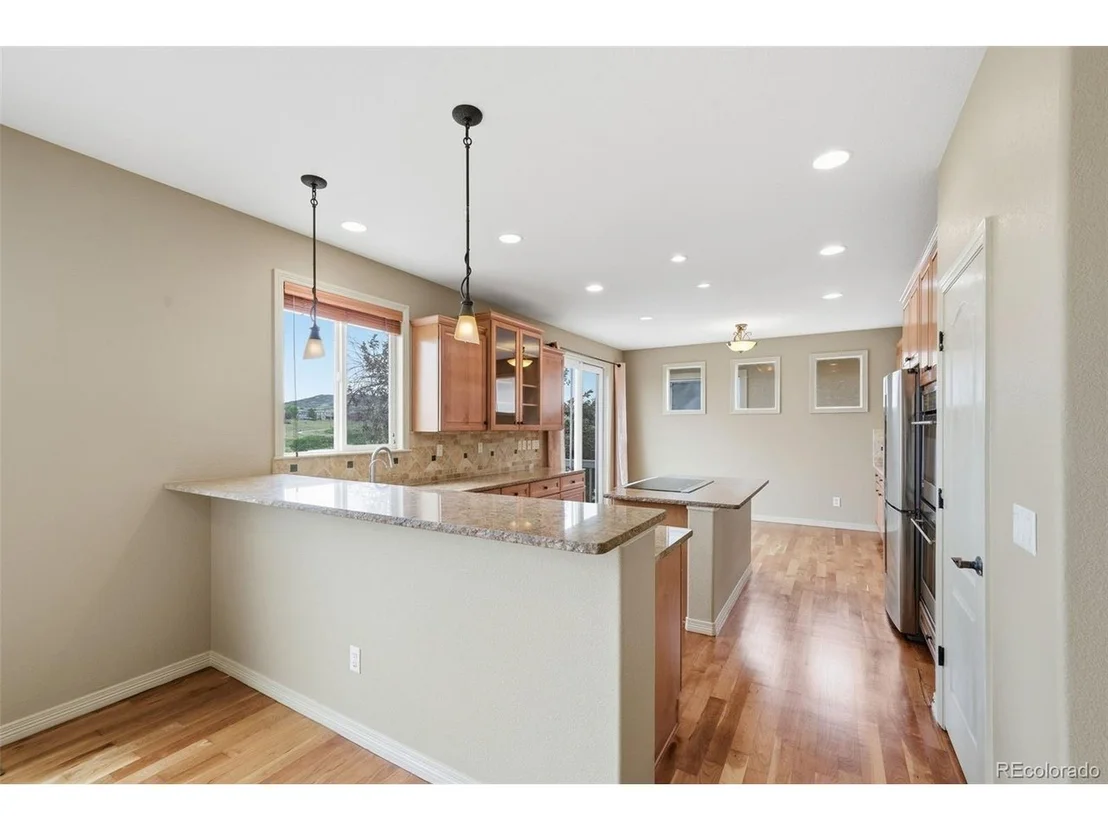 Photo of 10977 Glengate Cir