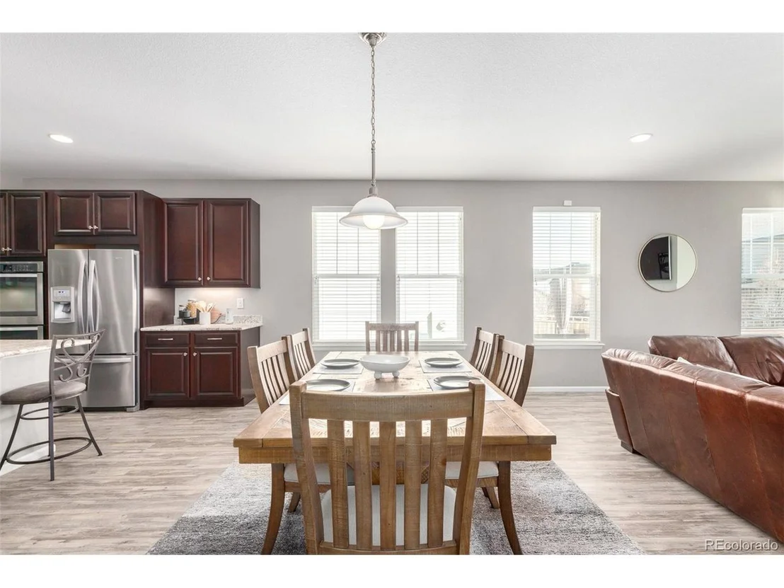 Photo of 4834 Sunset Pl