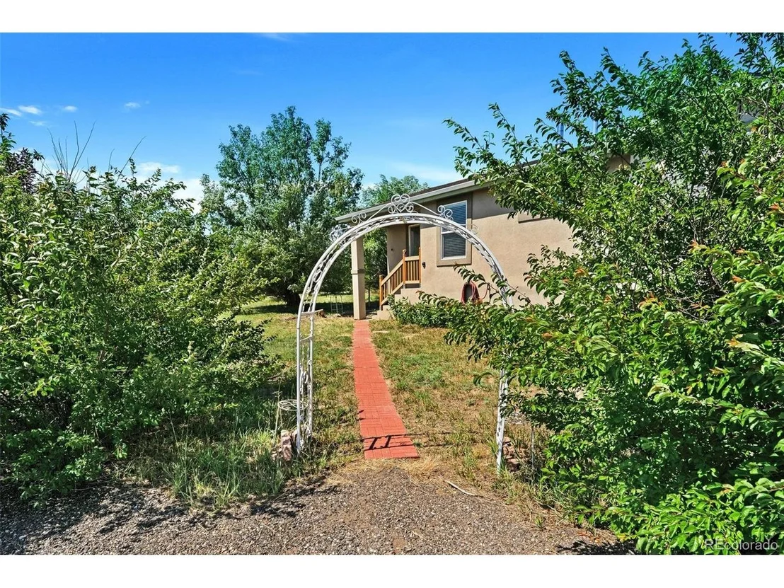 Photo of 4750 County Road B