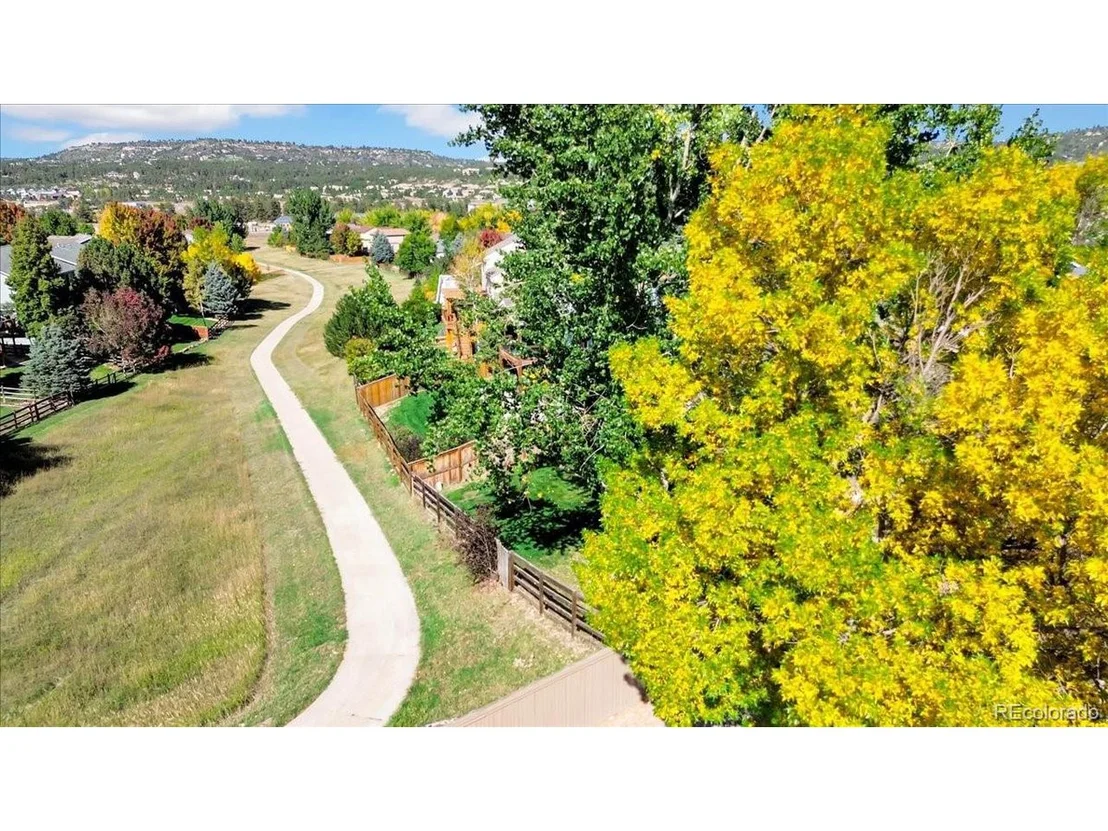 Photo of 3398 Blue Grass Cir