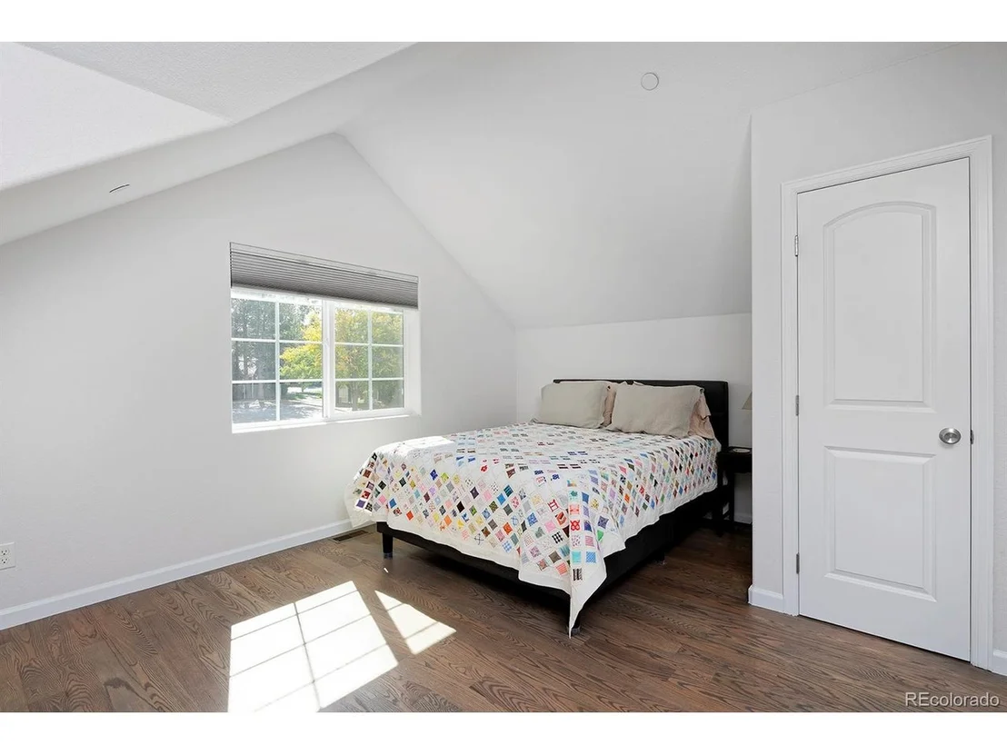 Photo of 11139 Bryant