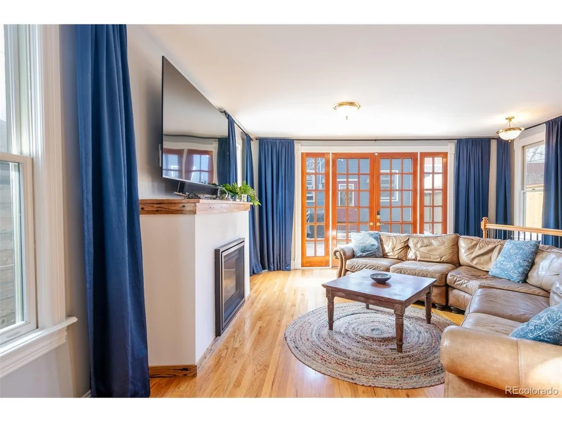 Photo of 3349 Bryant St