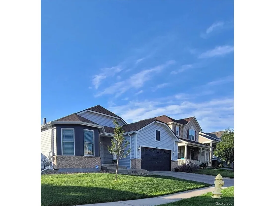 Photo of 4296 Clover Ln