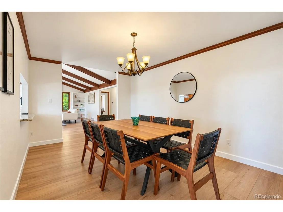 Photo of 815 Partridge Cir