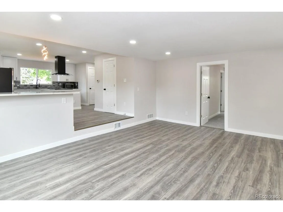 Photo of 1000 N Hooker St