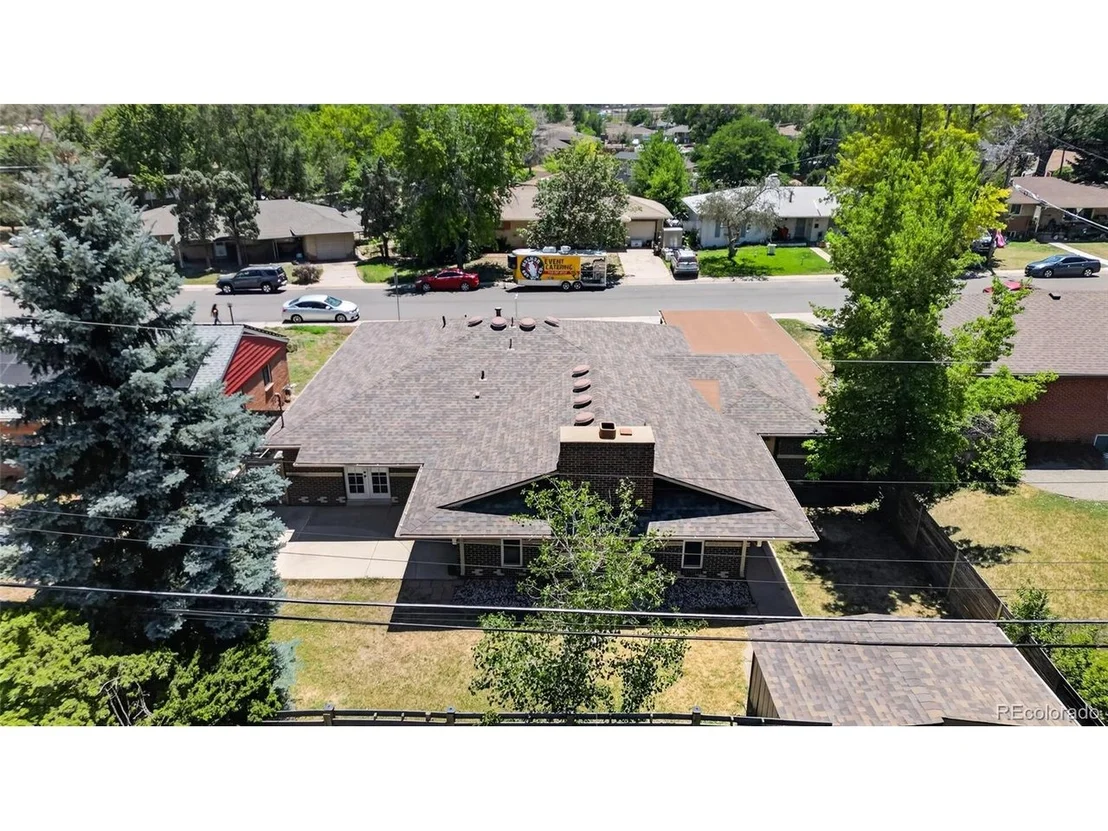 Photo of 7981 Robin Ln