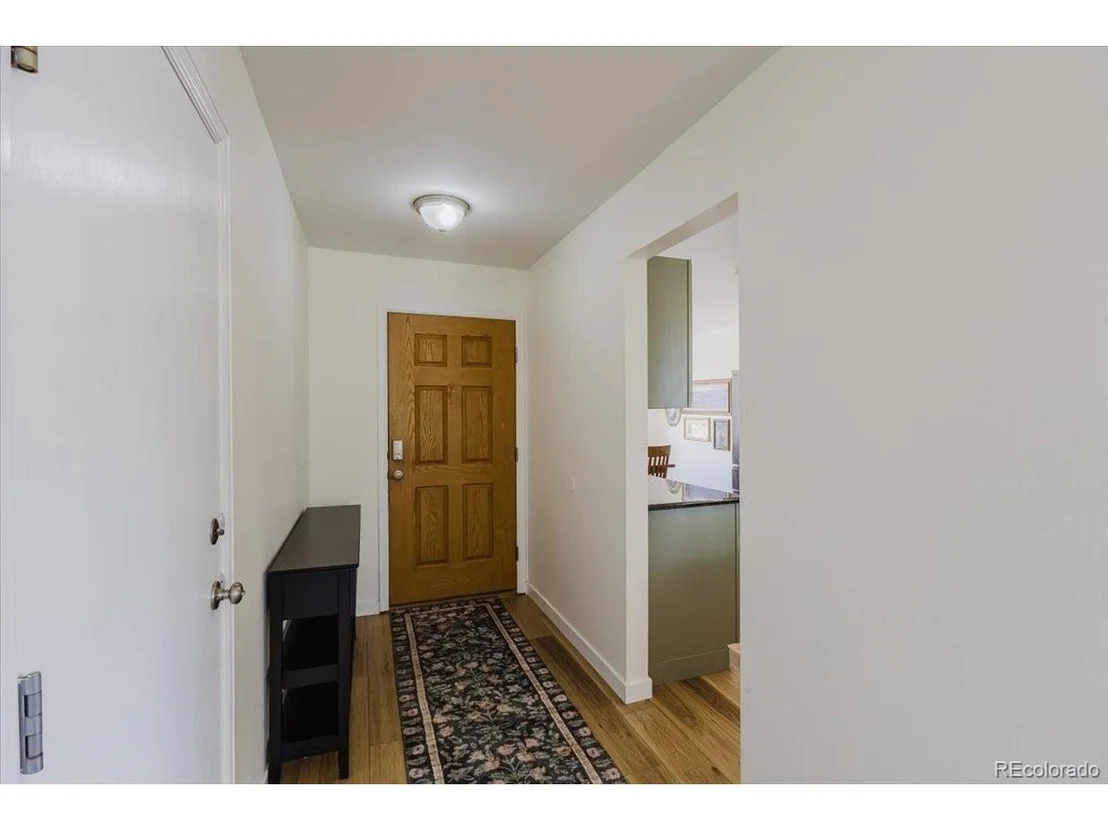 Photo of 9350 Morfontaine Rd
