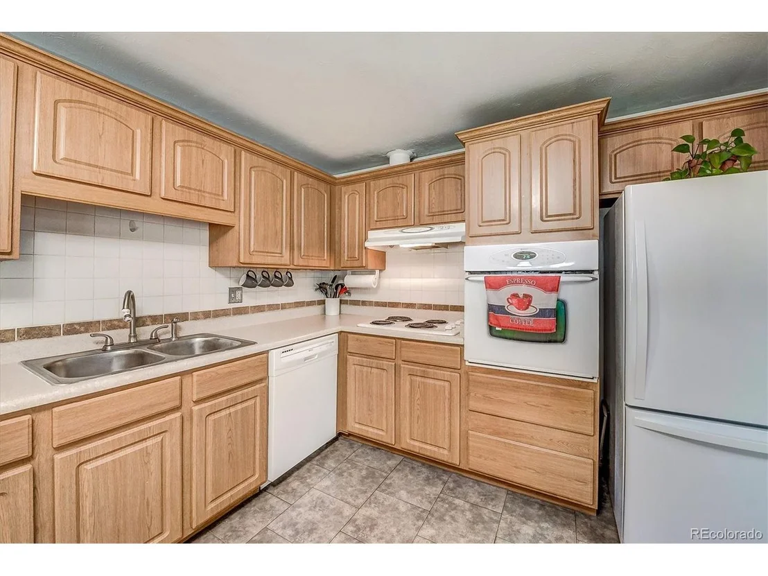 Photo of 6810 W 75th Pl