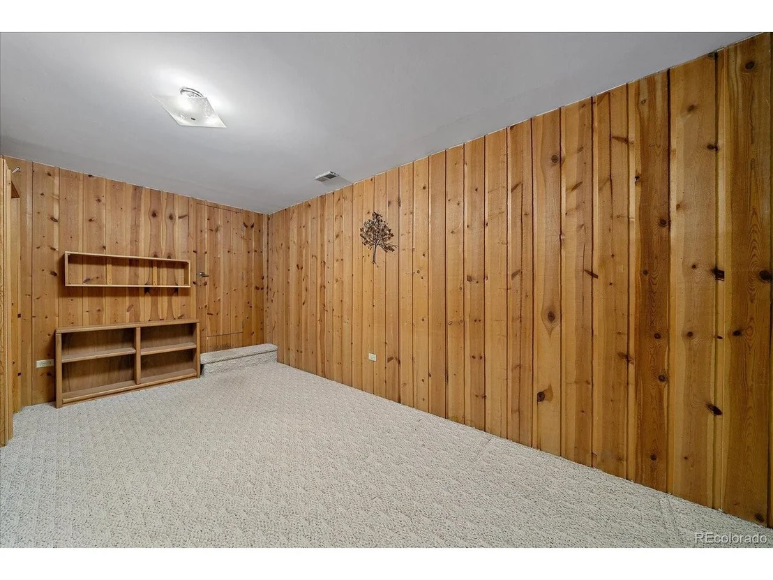 Photo of 28630 Pine Dr