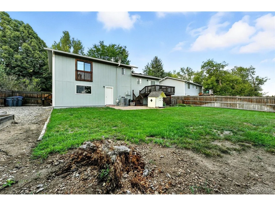 Photo of 985 Delphi Dr