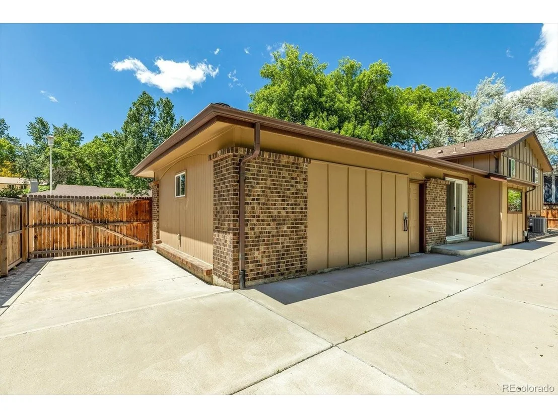 Photo of 8272 Ammons Cir