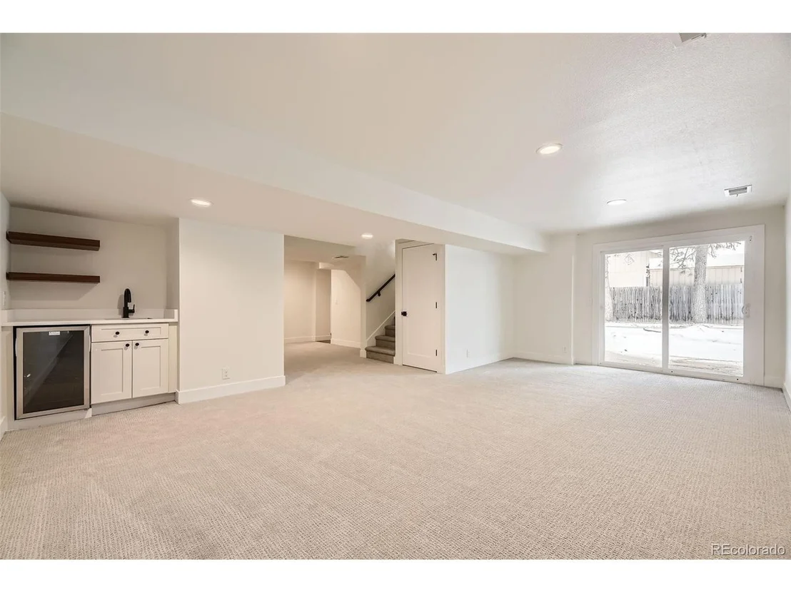 Photo of 7250 N Hyperion Way