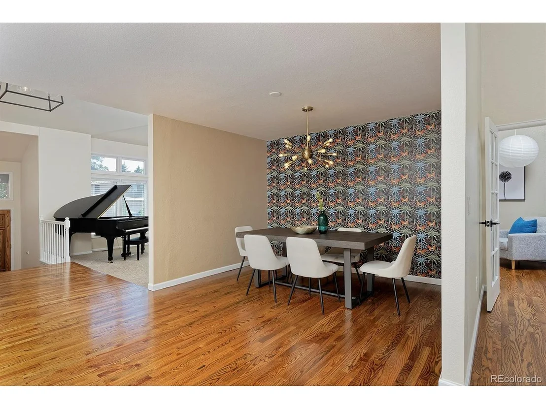 Photo of 1175 Oakhurst Dr