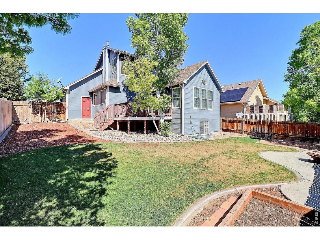 Photo of 324 53rd Ave
