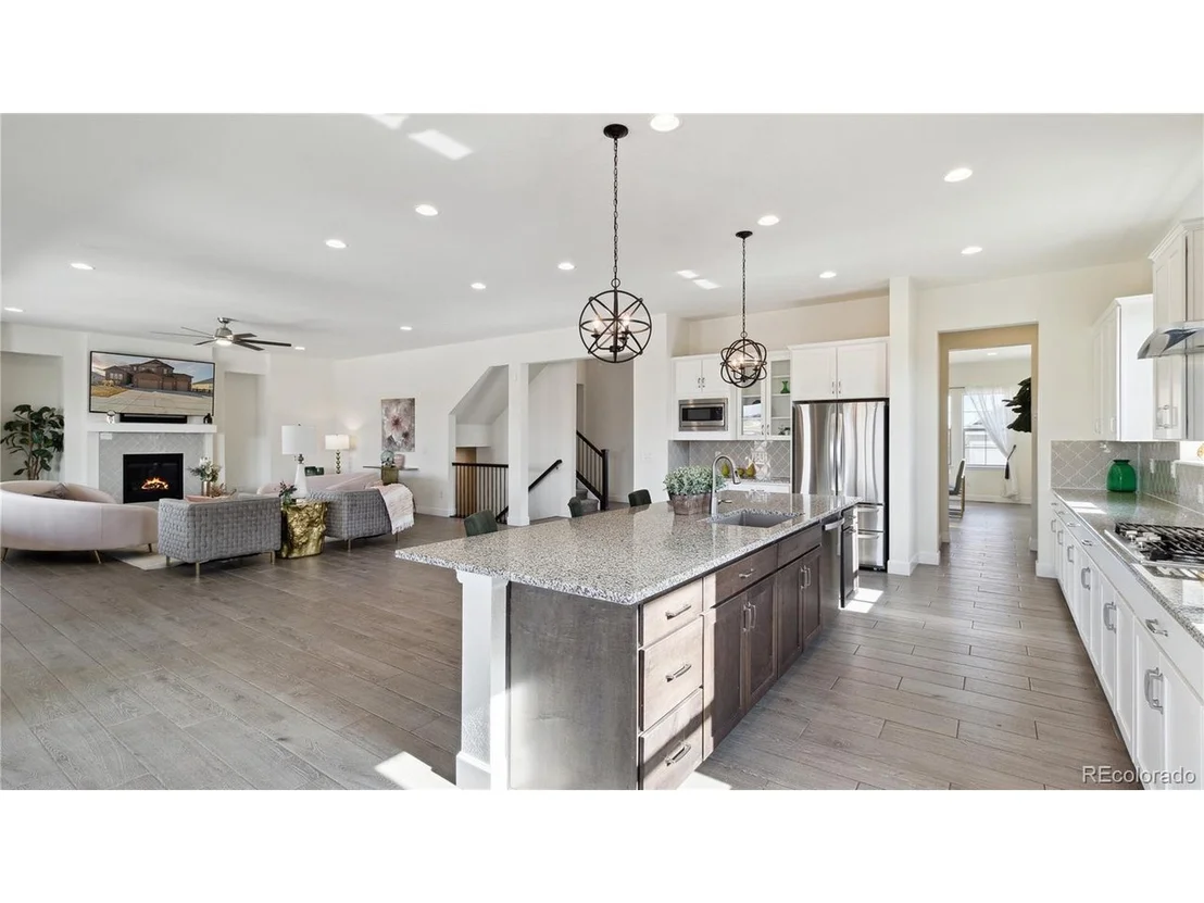 Photo of 953 Compass Dr