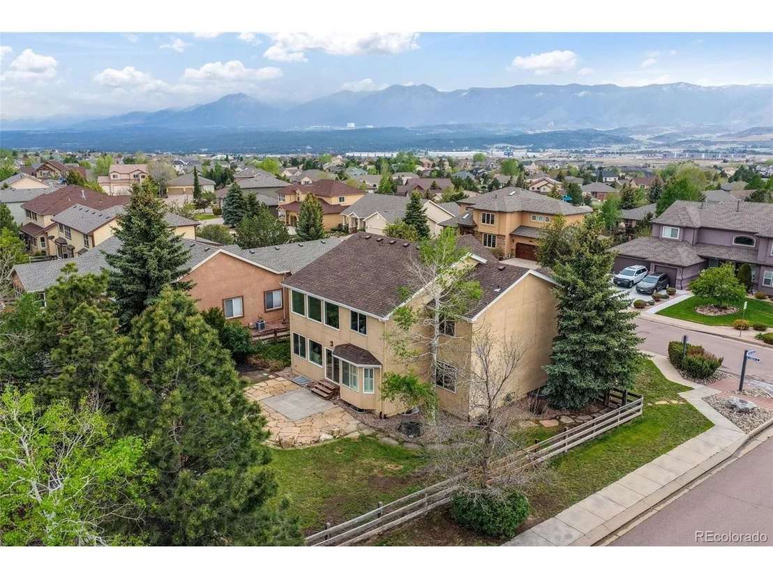 Photo of 16297 Hobson Pl