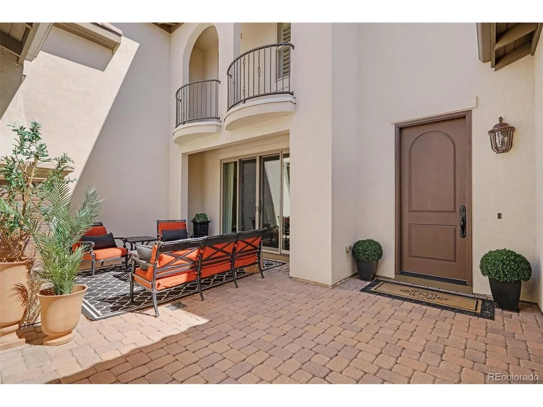 Photo of 9496 Winding Hill Way
