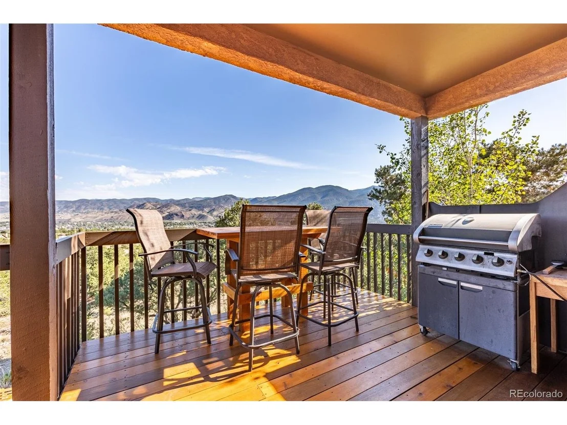 Photo of 6396 Terrace Ln