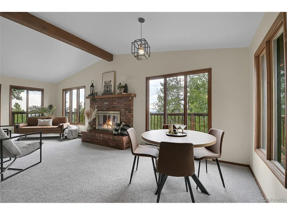 Photo of 83 Hill Cir