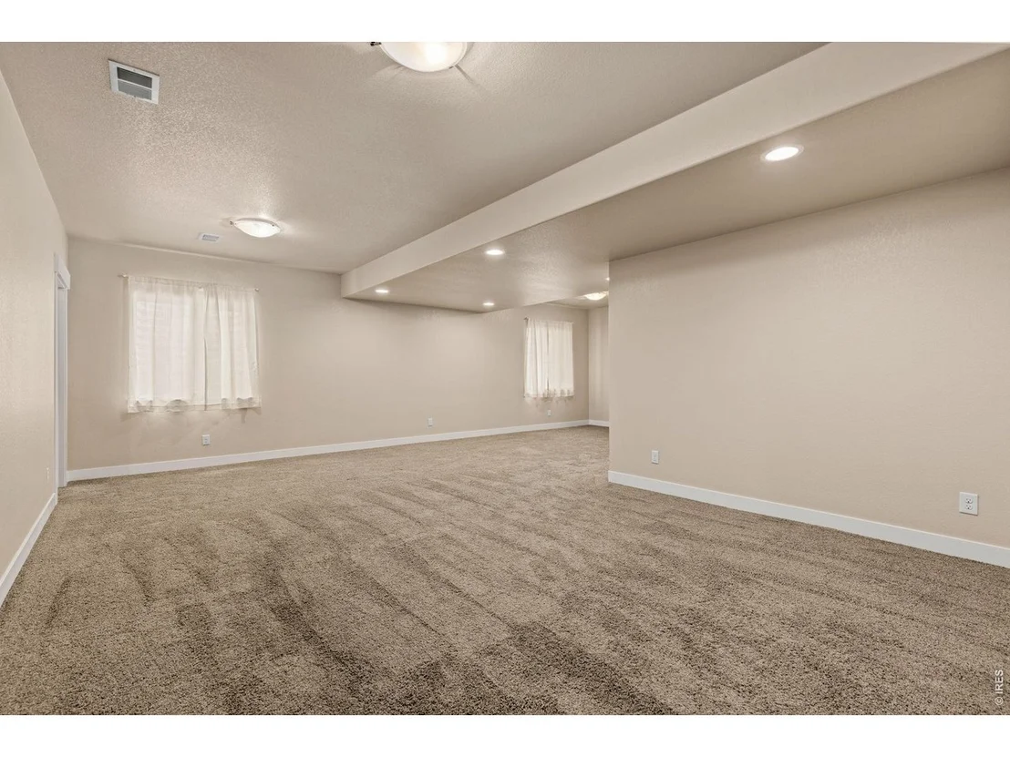 Photo of 102 Kitty Hawk Dr