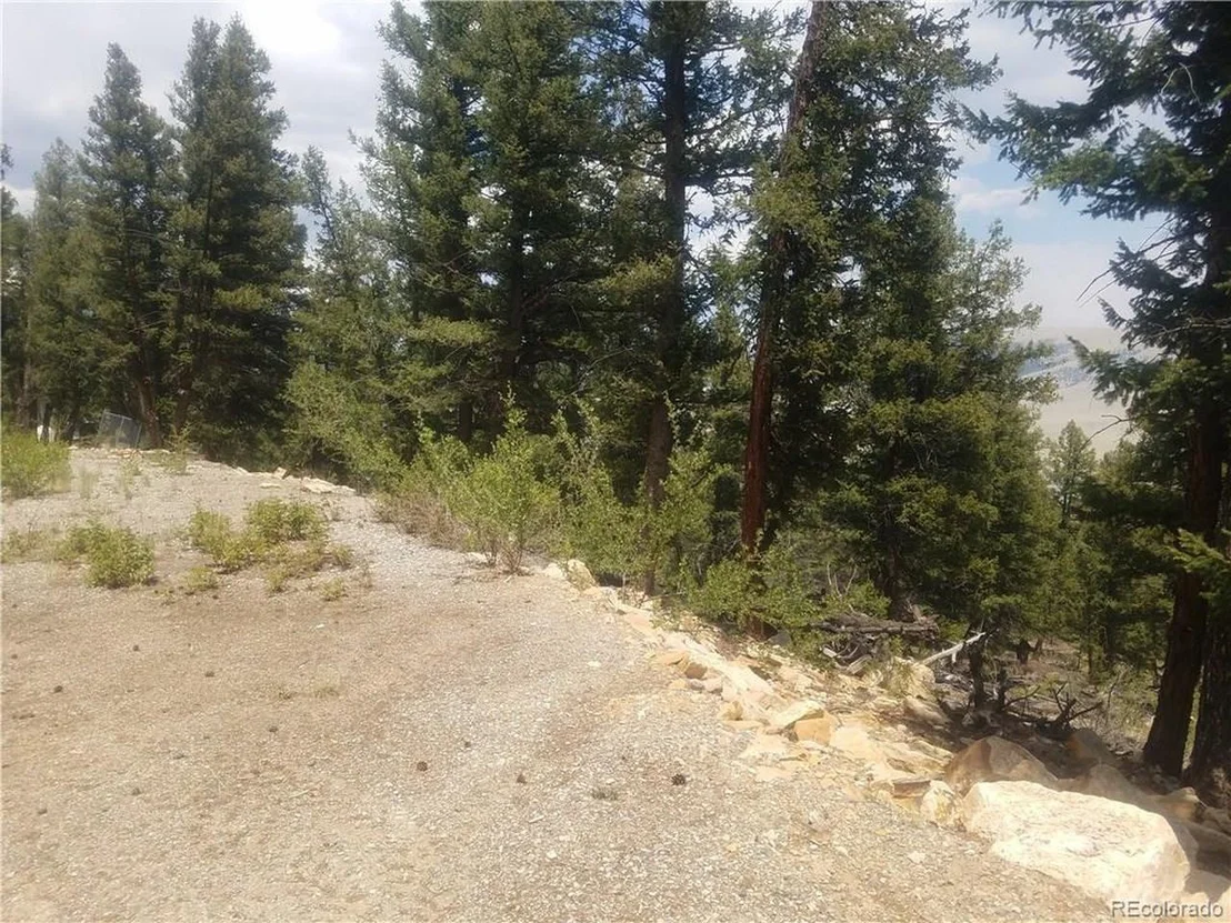 Photo of 1720 Middle Fork Vis