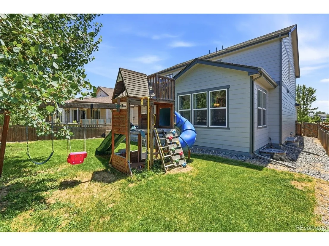 Photo of 3320 Empire Ave